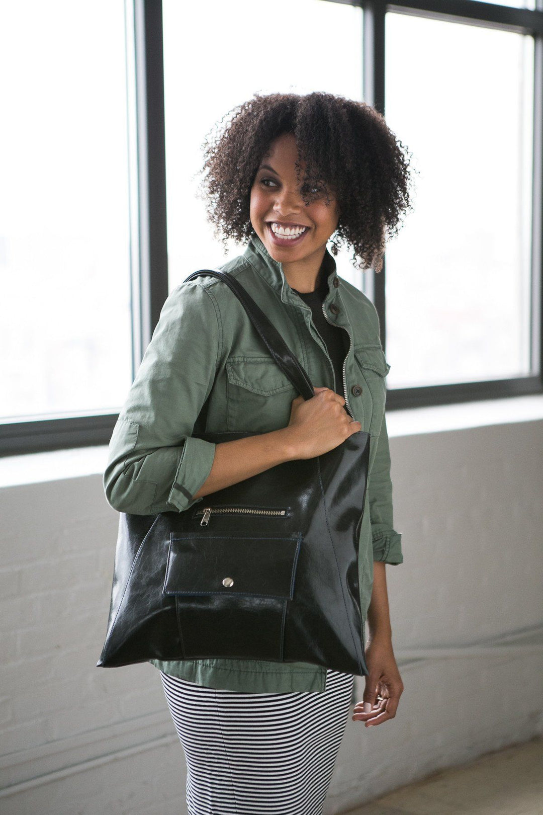Cayla Top Handle Satchel Handbags Crocodile Bag Designer Purse Leather Tote Bags (Black)